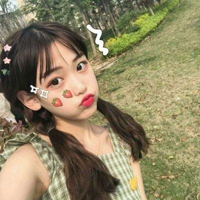 一眼秋水不见深